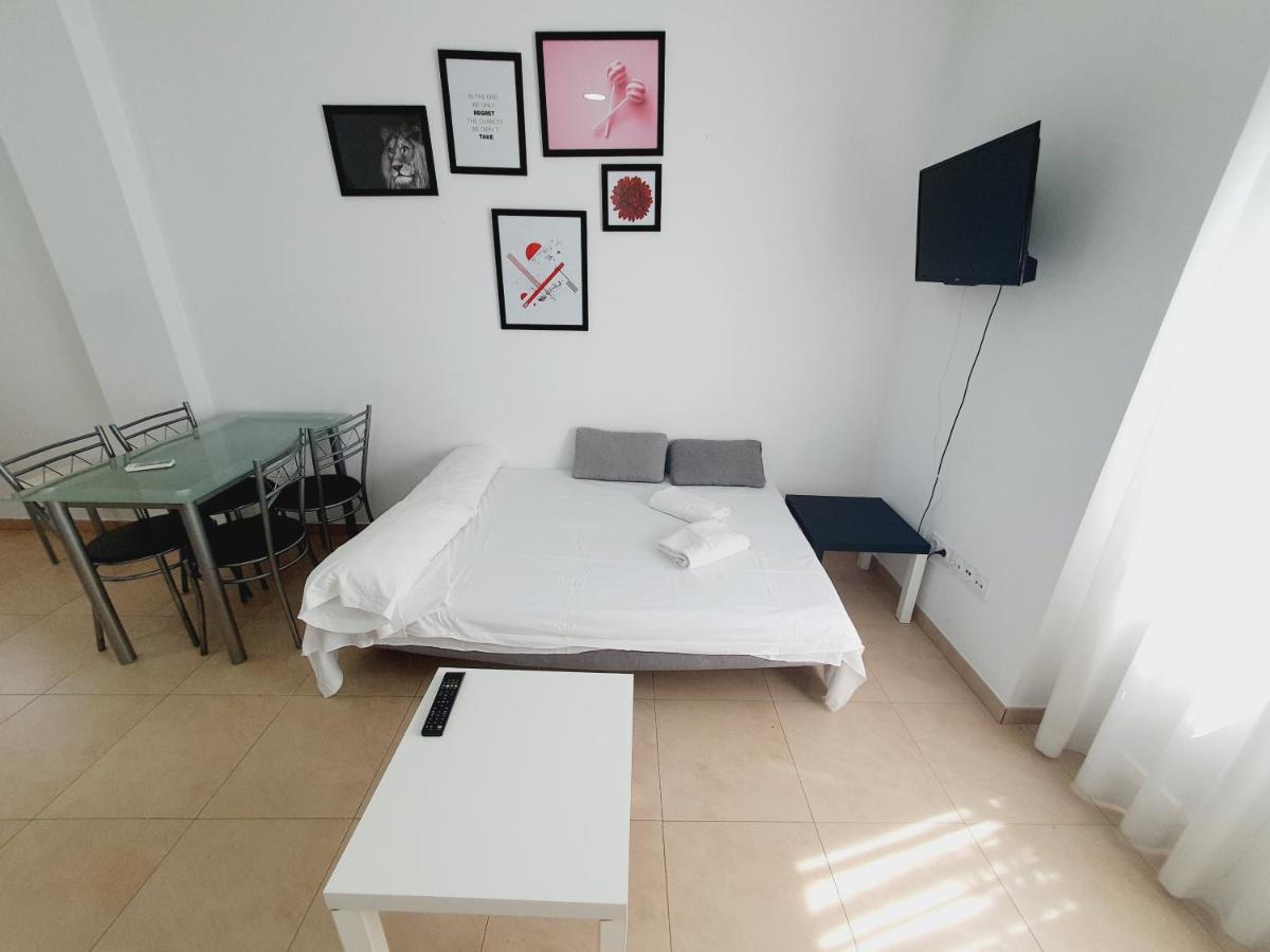 Luxury Apartments Puerto Valencia Exterior photo